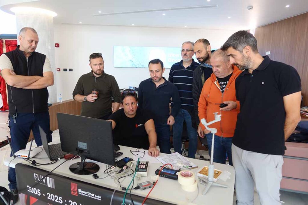 Αεροστεγανότητας στη Μεγάλη Κλίμακα Κτιρίων